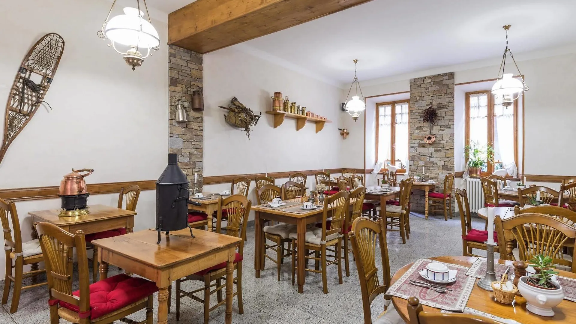 Hotel Du Lion D'Or Cauterets 3*,  Frankrike